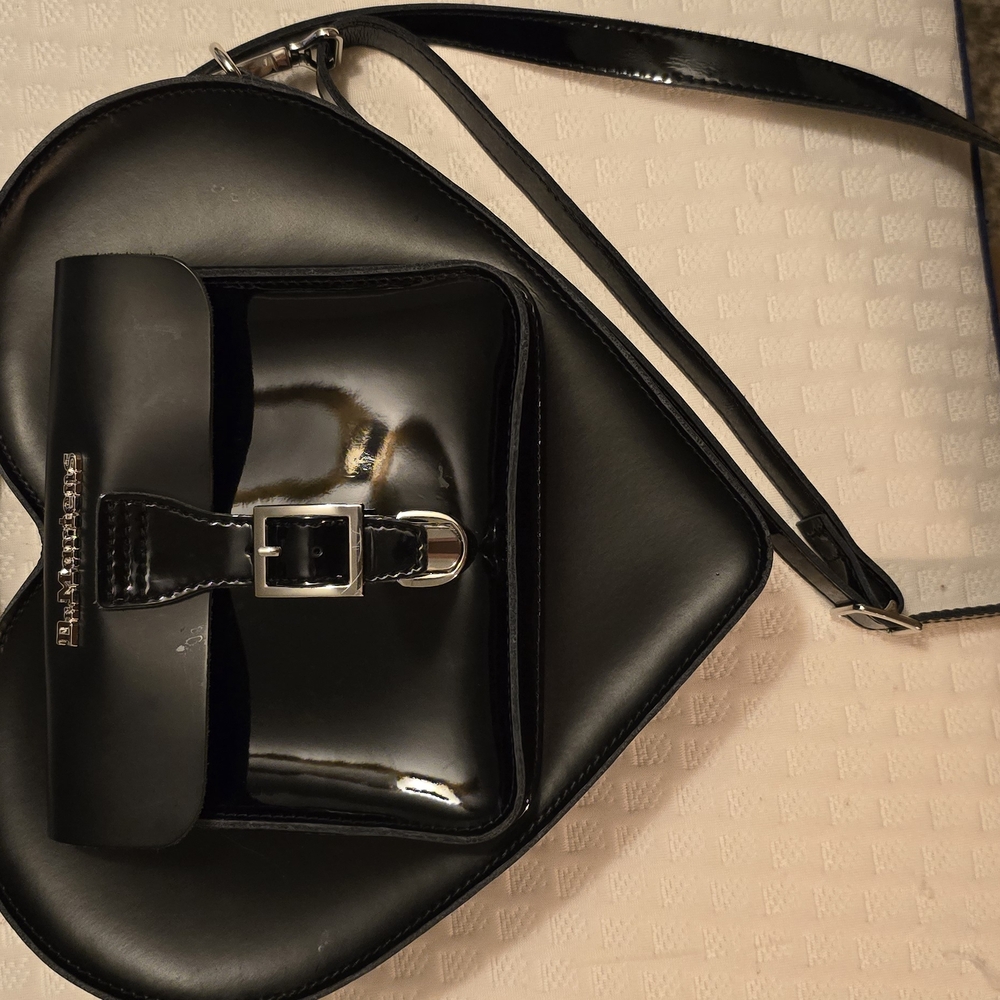 Black Heart-Shaped Bag